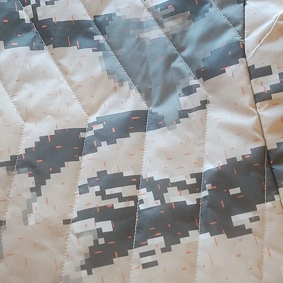 Adidas Long Quited Size S Coat Marapat Digital Desert Camo Like New - Picture 13 of 16